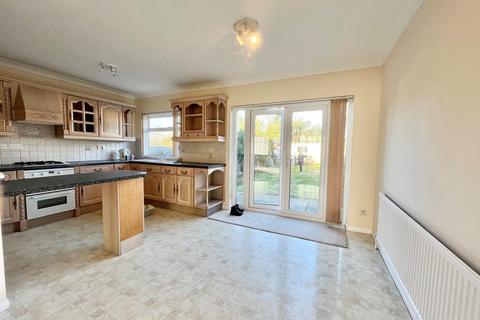 45 Marshalls Drive, Romford, RM1 4JR