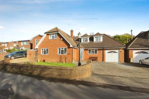 4 bedroom detached bungalow for sale, Highsted Valley, Rodmersham, Sittingbourne