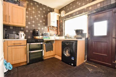 2 bedroom end of terrace house for sale, Copenhagen Street, Wardleworth, Rochdale, Greater Manchester, OL16