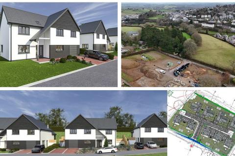 4 bedroom detached house for sale, Chapel, Launceston PL15