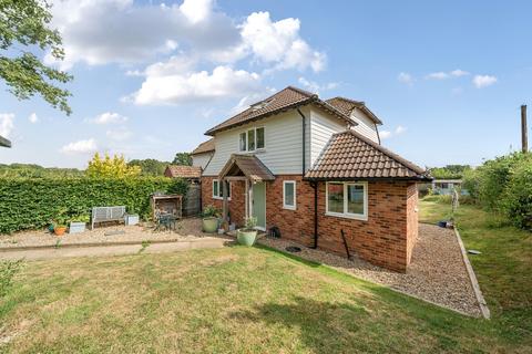 4 bedroom semi-detached house for sale, Goudhurst Road, Lamberhurst, TN3