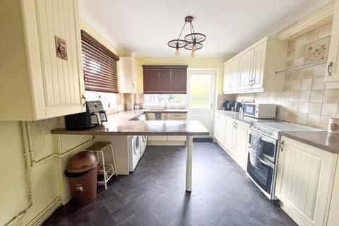 3 bedroom semi-detached house for sale, ST. NICHOLAS DRIVE. GRIMSBY