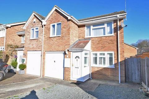 3 bedroom terraced house for sale, Newenden Close, Vinters Park, Maidstone