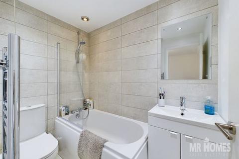 36 Tangmere Drive, Cardiff, CF5 2PQ