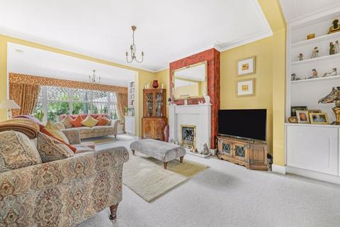 5 The Crescent, Bexley, DA5 3DD