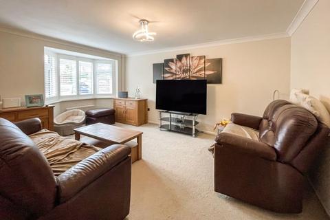 4 bedroom detached house for sale, Marlborough Gardens, Grange Park, Hedge End, SO30