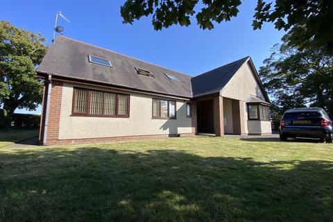 4 bedroom detached bungalow for sale, Gwalchmai, Isle Of Anglesey