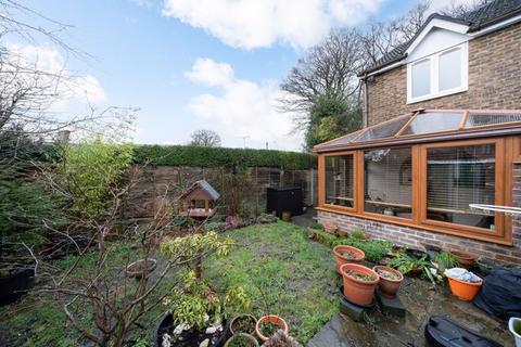 2 bedroom terraced house for sale, New Street, Slip End