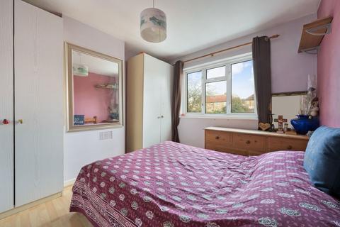 26 Hartfield Road, Chessington, KT9 2PW