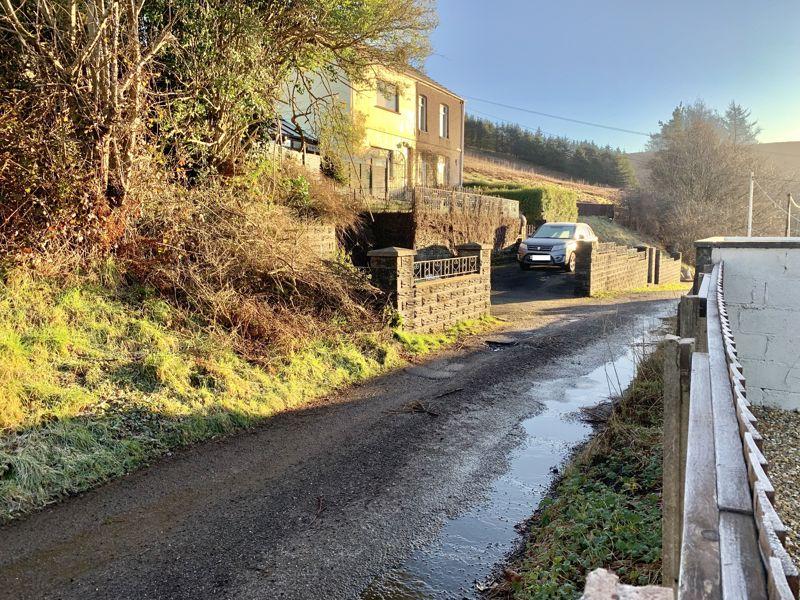 Rear Road 2