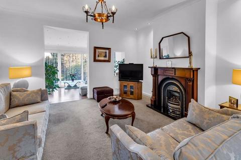 4 bedroom semi-detached bungalow for sale, Brooklyn Avenue, Rochdale, OL16 2SG