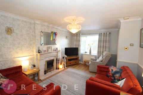 2 Clitheroe Close, Heywood, OL10 4XF