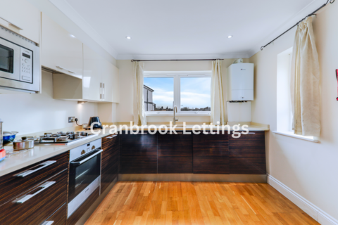 2 bedroom flat for sale, Temple Court, IG2