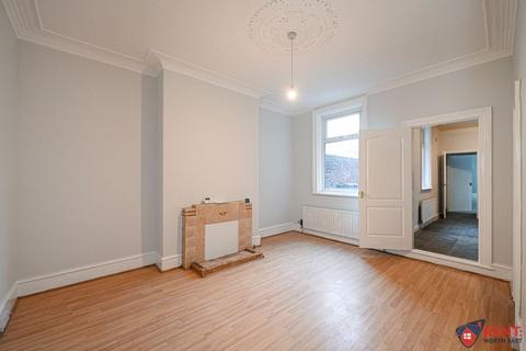 2 bedroom apartment to rent, Eglesfield Road, South Shields