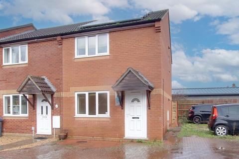 2 bedroom terraced house to rent, Frome Road, Trowbridge