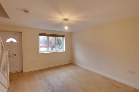 2 bedroom terraced house to rent, Frome Road, Trowbridge