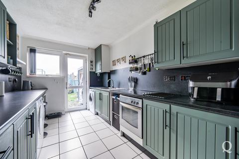 3 bedroom terraced house for sale, Wellington Road, Sittingbourne, Kent, ME10