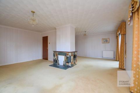 3 bedroom bungalow for sale, Norwich Road, Norwich NR12