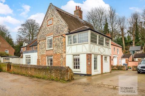 4 bedroom cottage for sale, High Street, Norwich NR12