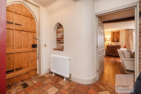 4 bedroom cottage for sale, High Street, Norwich NR12