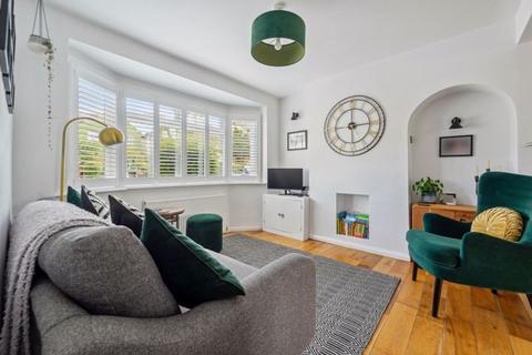 3 bedroom terraced house for sale, Merrilands Road, Worcester Park