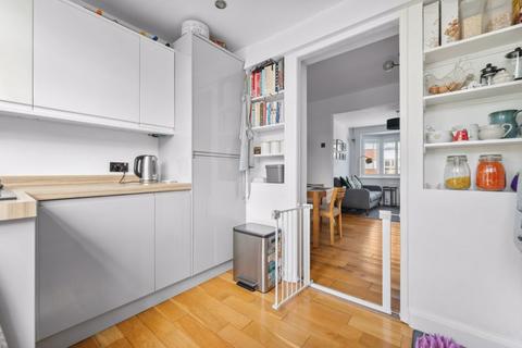 42 Merrilands Road, Worcester Park, KT4 8NX
