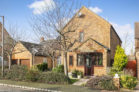 4 bedroom detached house for sale, Linceslade Grove, Milton Keynes