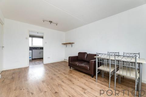 1 bedroom flat to rent, Hay Close, E15