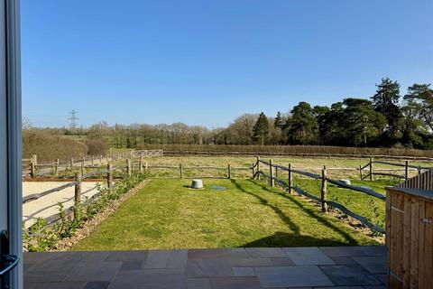 3 bedroom house for sale, SIDLOW, REIGATE RH2