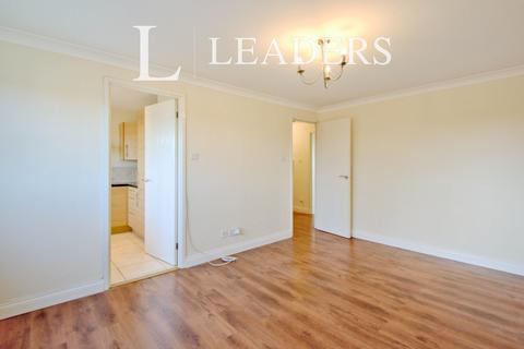 2 bedroom flat to rent, Clematis Tye, Springfield