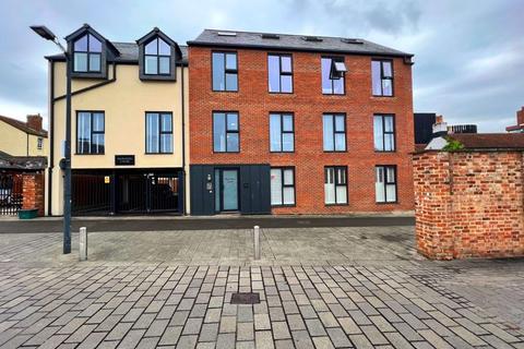 2 bedroom apartment for sale, Mariners Court, The Docks, Gloucester