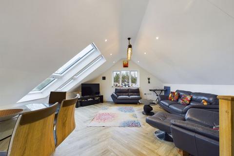 4 bedroom detached house for sale, Lower Penelewey - Beautiful reverse level accommodation