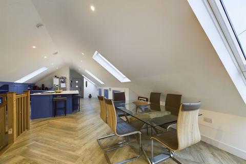 4 bedroom detached house for sale, Lower Penelewey - Beautiful reverse level accommodation