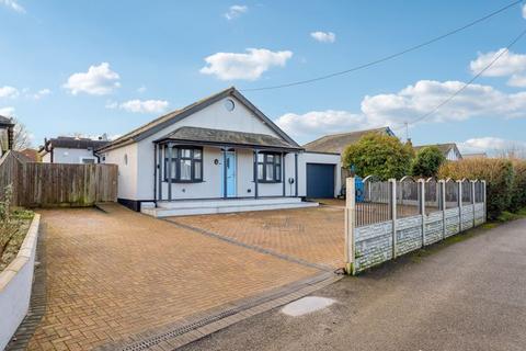 3 bedroom detached bungalow for sale, Squirrel Lane, High Wycombe HP12