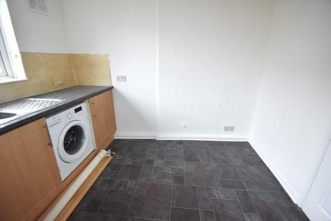 1 bedroom flat to rent, Kingston Road, Portsmouth PO2