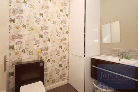 14 Lancelot Road, Ilford, IG6 3BE