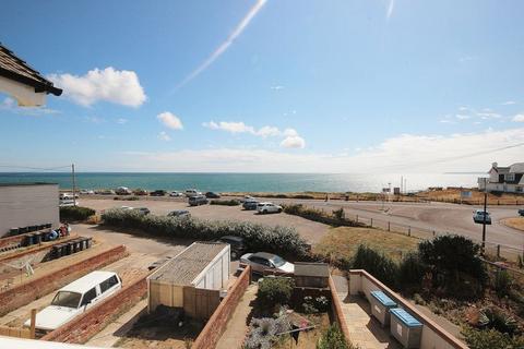 3 bedroom flat to rent, St Catherines Road, Southbourne