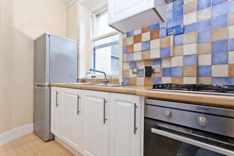 3 bedroom flat to rent, St Catherines Road, Southbourne, Bournemouth