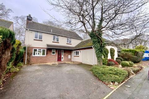 4 bedroom detached house for sale, Badgers Copse, New Milton