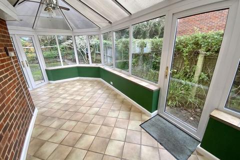5 Badgers Copse, New Milton, BH25 5PE