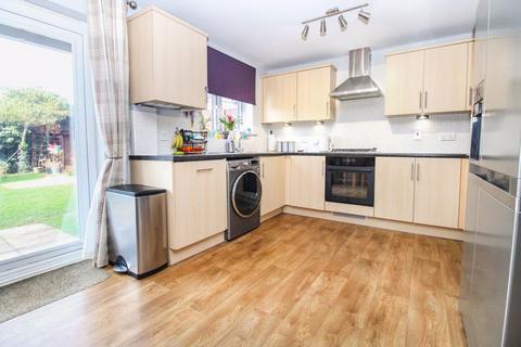 3 bedroom detached house for sale, Strawberry Fields, Bedford MK44