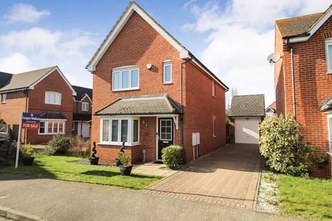 3 bedroom detached house for sale, Strawberry Fields, Bedford MK44