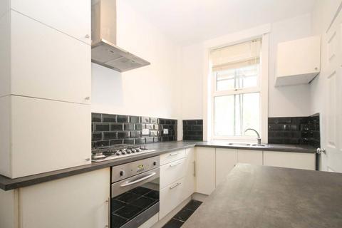 2 bedroom end of terrace house to rent, Hough Tree Terrace, Bramley, Leeds, LS13