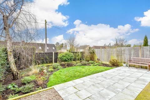 3 bedroom semi-detached house for sale, Wheatsheaf Close, Boughton-Under-Blean, Faversham, Kent