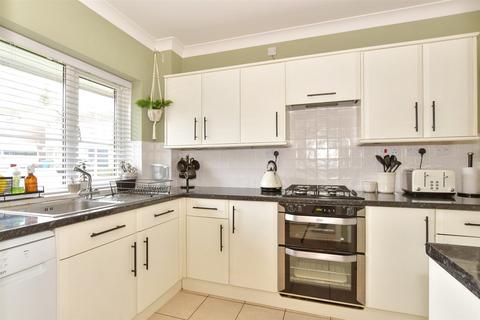 3 bedroom semi-detached house for sale, Wheatsheaf Close, Boughton-Under-Blean, Faversham, Kent