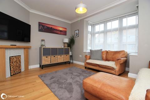 3 bedroom semi-detached house for sale, Whitfield Avenue, Broadstairs