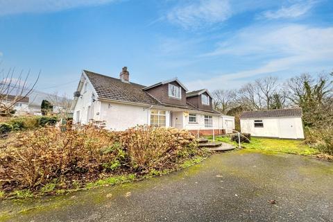 3 bedroom detached house for sale, Mill Lane, Govilon, Abergavenny, NP7