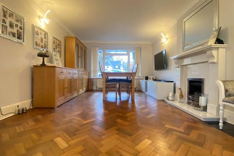 53a Whyteleafe Road, Caterham, CR3 5EG