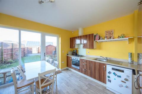 4 bedroom semi-detached house for sale, Frank Wright Close, Norfolk Park, Sheffield