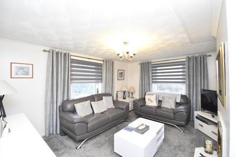 2 bedroom flat for sale, Friarscroft, Kirkintilloch, Glasgow, G66 2AX